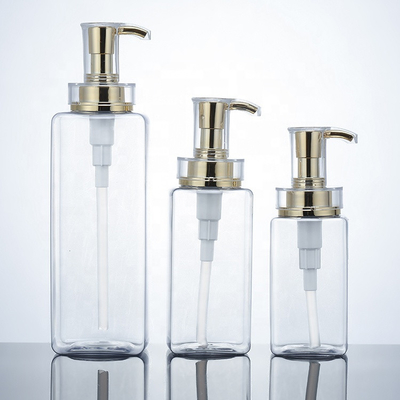 Luxury 300ml 400ml 500ml Hotel Empty Conditioner บรรจุภัณฑ์ 16oz Men Clear Lotion ขวดแชมพูพลาสติกพร้อมปั๊มทอง