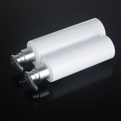 เจลอาบน้ำ PET White Round 200ml 500ml Silver Top Serum Conditioner แชมพูพลาสติกปั๊มขวดบรรจุภัณฑ์บำรุงผิว