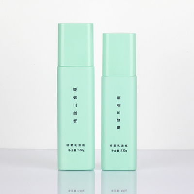 ขวดสเปรย์เครื่องสำอางสามเหลี่ยมที่ไม่ซ้ำใคร Matte Green Frosted Surface 50 Ml