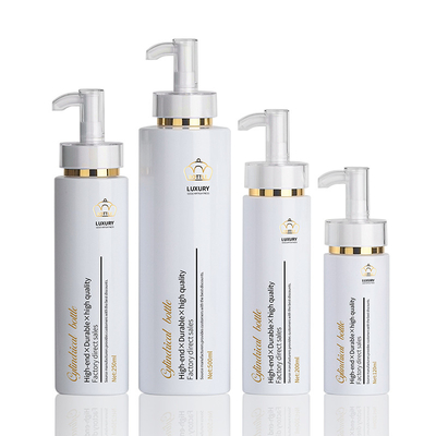 หรูหรา 250ml 500ml สีขาวครีมนวดผมเปล่าครีมอาบน้ำบรรจุภัณฑ์พลาสติกขวดแชมพู Hdpe ทอง