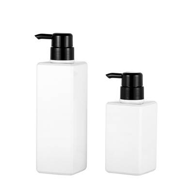ขวดโลชั่นเครื่องสำอางเปล่า 200ml รูปทรงสี่เหลี่ยมจัตุรัสกว้าง 61 มม. พร้อมปั๊ม 42 มม.